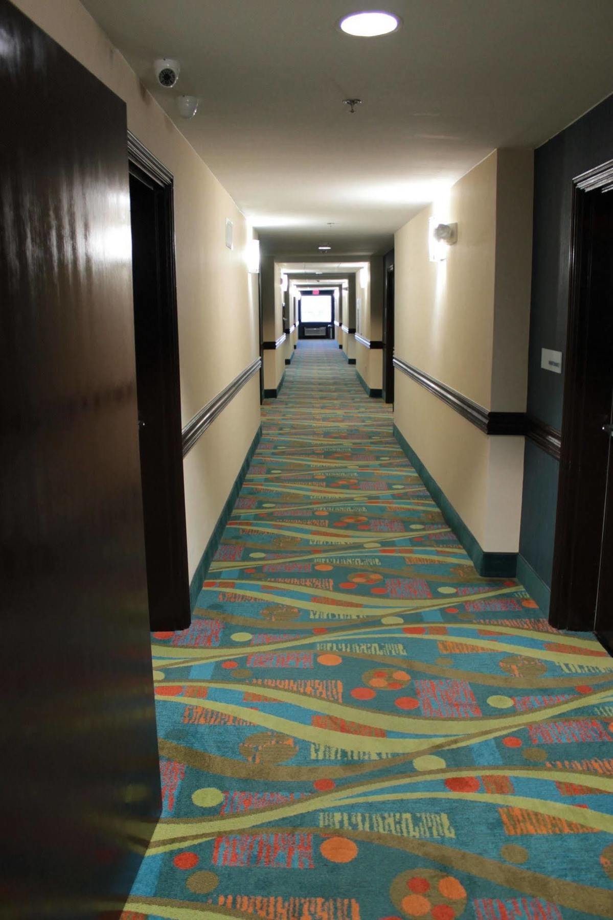 Holiday Inn Express Hotel And Suites Brownsville By Ihg Exterior foto
